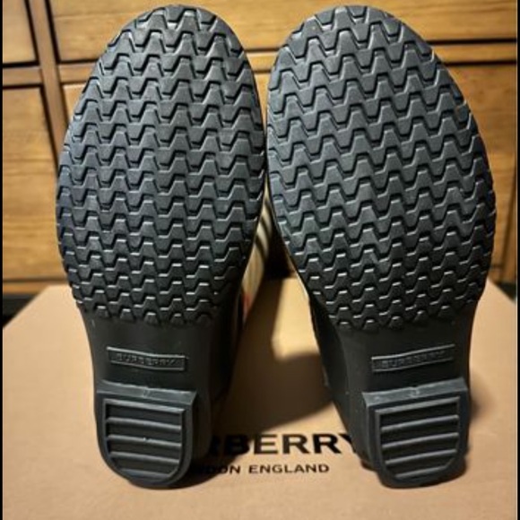 Burberry Rubber Rain Boots - Picture 4 of 6